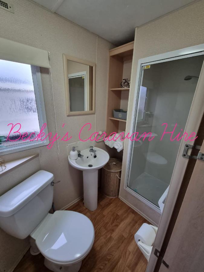 Becky'S Caravan At Marton Mere ブラックプール エクステリア 写真