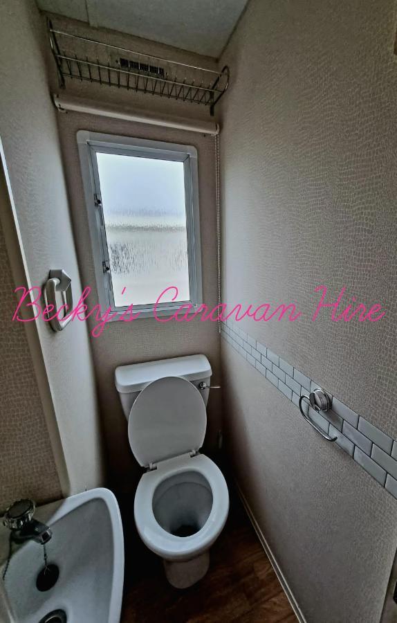 Becky'S Caravan At Marton Mere ブラックプール エクステリア 写真